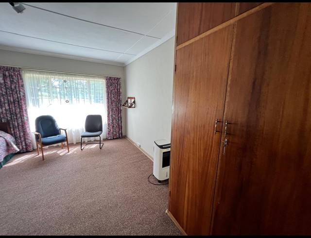 3 BEDROOM HOUSE FOR SALE IN HELDERSTROME AH